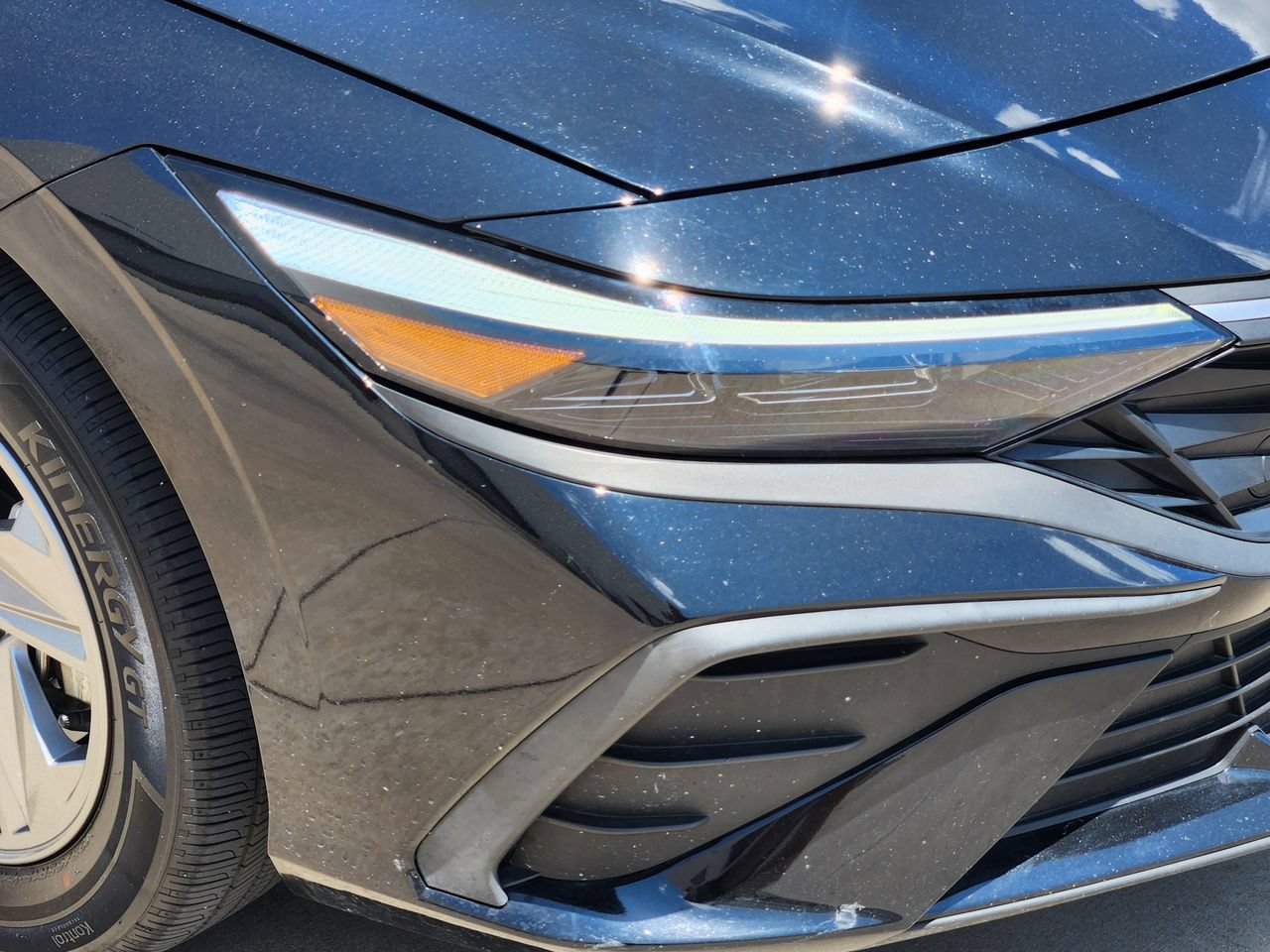 Certified 2025 Hyundai Elantra SE FWD image 5