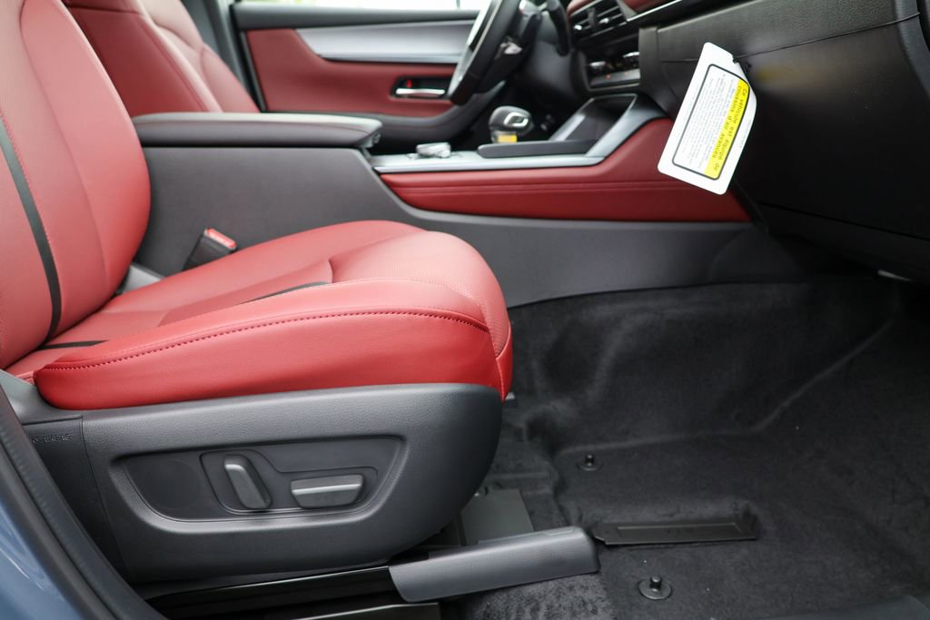 Used 2025 MAZDA CX-70 3.3 Turbo S w/ Premium Package image 39