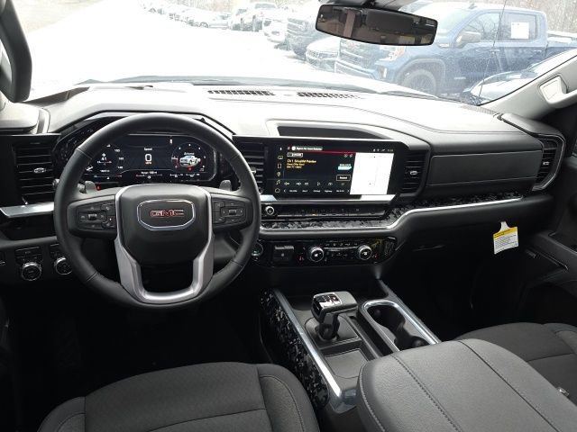 Used 2025 GMC Sierra 1500 Elevation w/ Preferred Package image 11