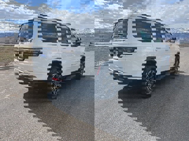 New 2026 Jeep Grand Wagoneer 4WD image 3