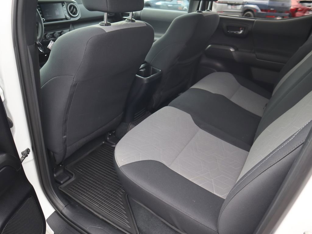 Used 2020 Toyota Tacoma TRD Sport image 10