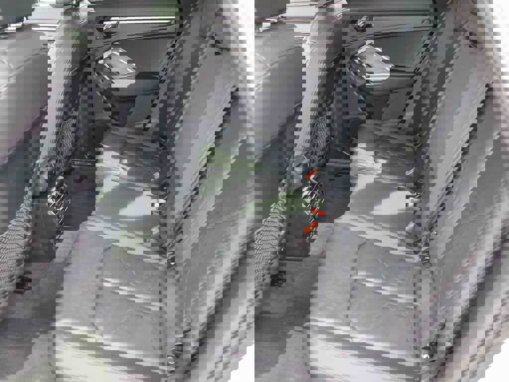 Used 2020 Audi Q3 2.0T Premium image 16