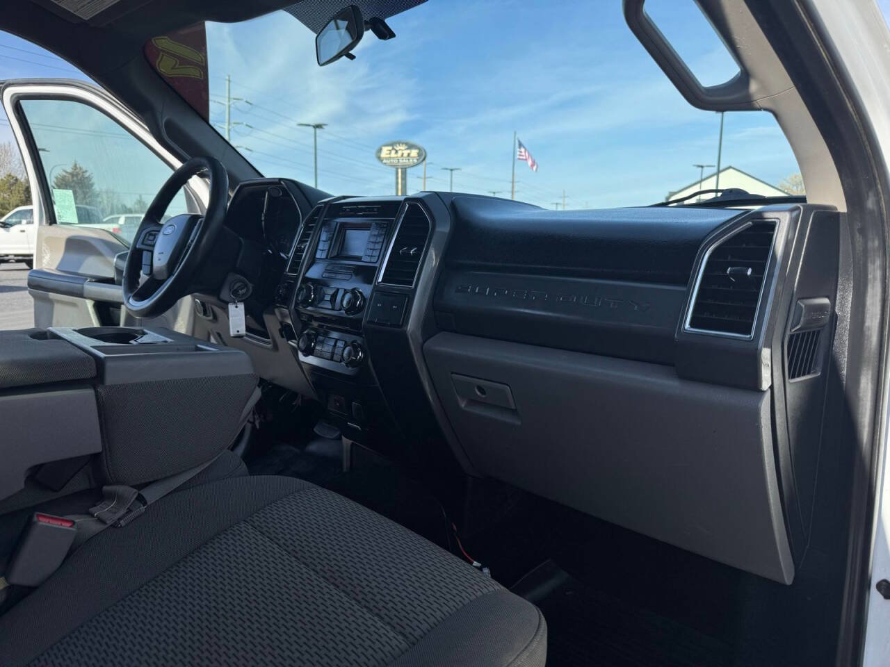 Used 2017 Ford F250 XLT w/ XLT Value Package image 36