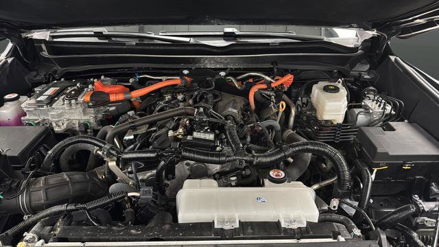Used 2024 Toyota Tacoma 4x4 Double Cab Hybrid image 26