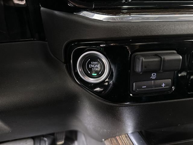 Used 2025 GMC Sierra 1500 Elevation AWD/4WD image 15