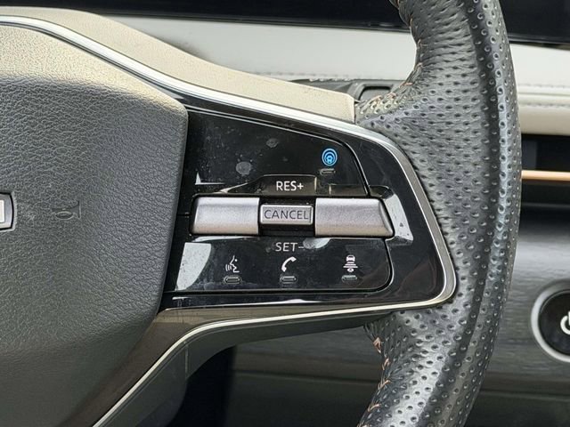 Used 2023 Nissan Ariya AWD image 23