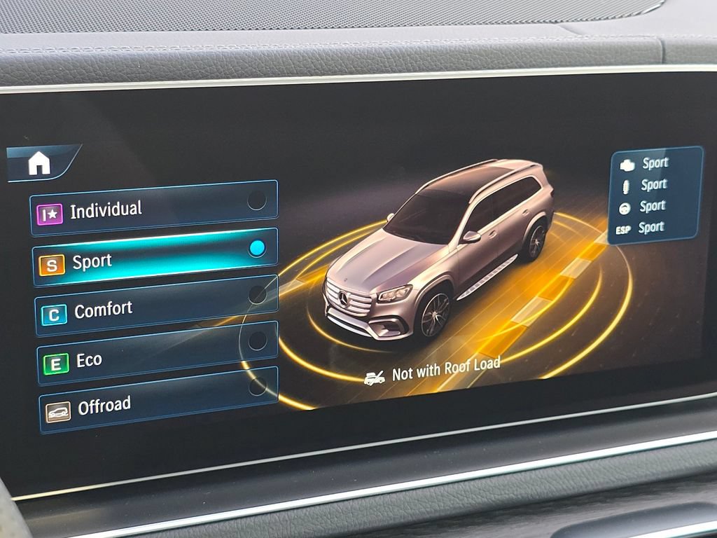 New 2026 Mercedes-Benz GLS 450 4MATIC image 32