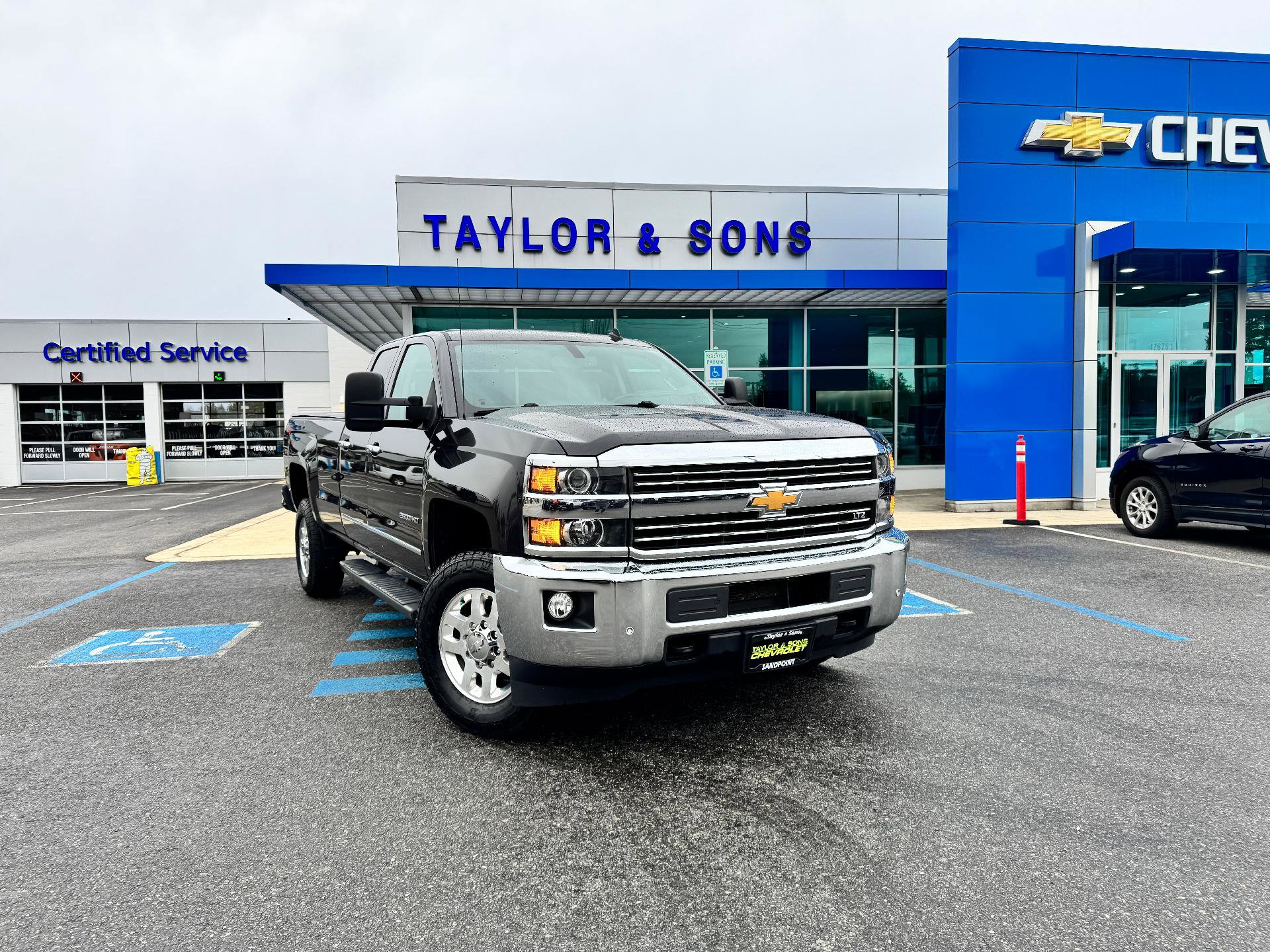 Used 2015 Chevrolet Silverado 2500 LTZ w/ LTZ Plus Package image 1