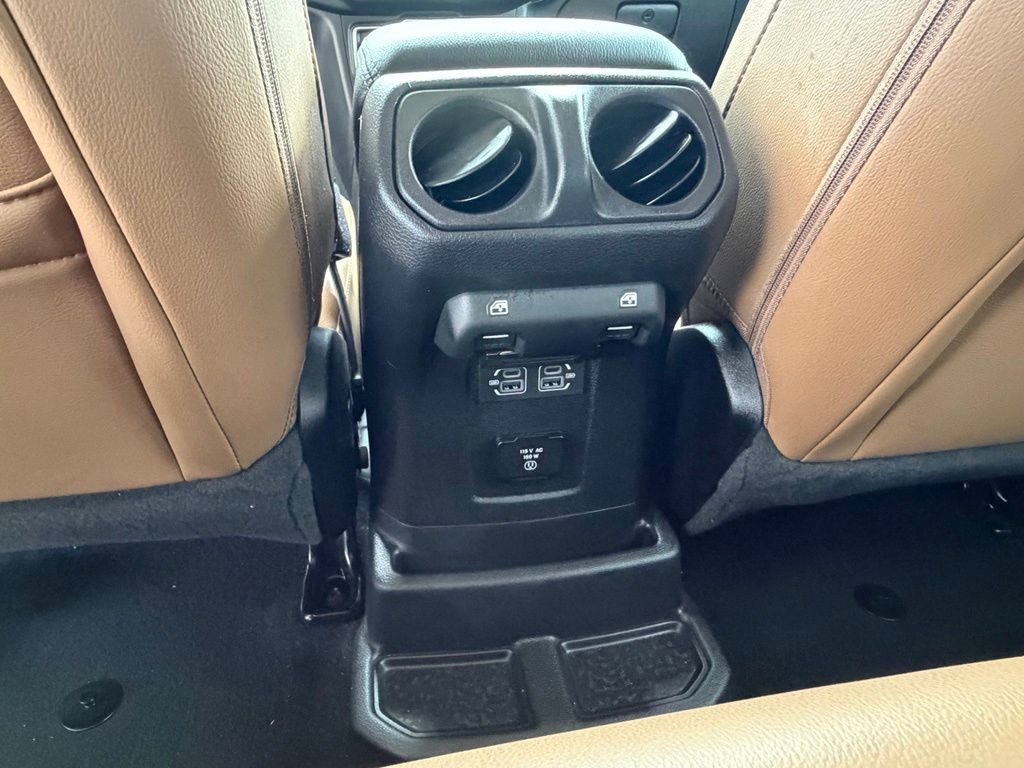 Certified 2022 Jeep Wrangler Unlimited Sahara w/ Cold Weather Group AWD/4WD image 32