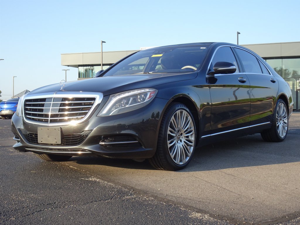 Used 2017 Mercedes-Benz S 550 4MATIC Sedan image 30