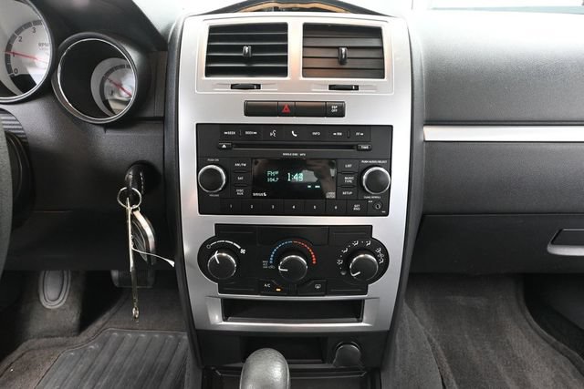 Used 2010 Dodge Charger SXT AWD/4WD image 26
