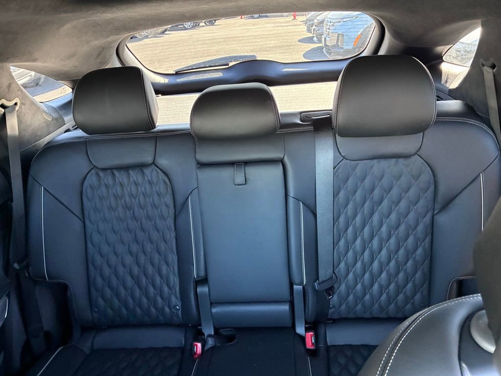 Used 2025 Genesis GV70 3.5T Sport w/ Sport Advanced Package image 16