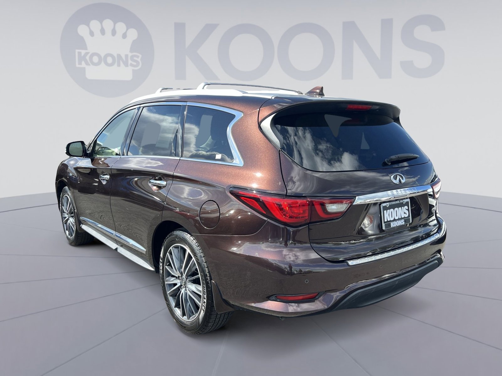 Used 2020 INFINITI QX60 Luxe w/ Sensory Package FWD image 8