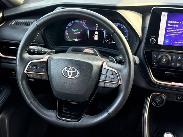 Used 2025 Toyota Grand Highlander AWD Hybrid image 15