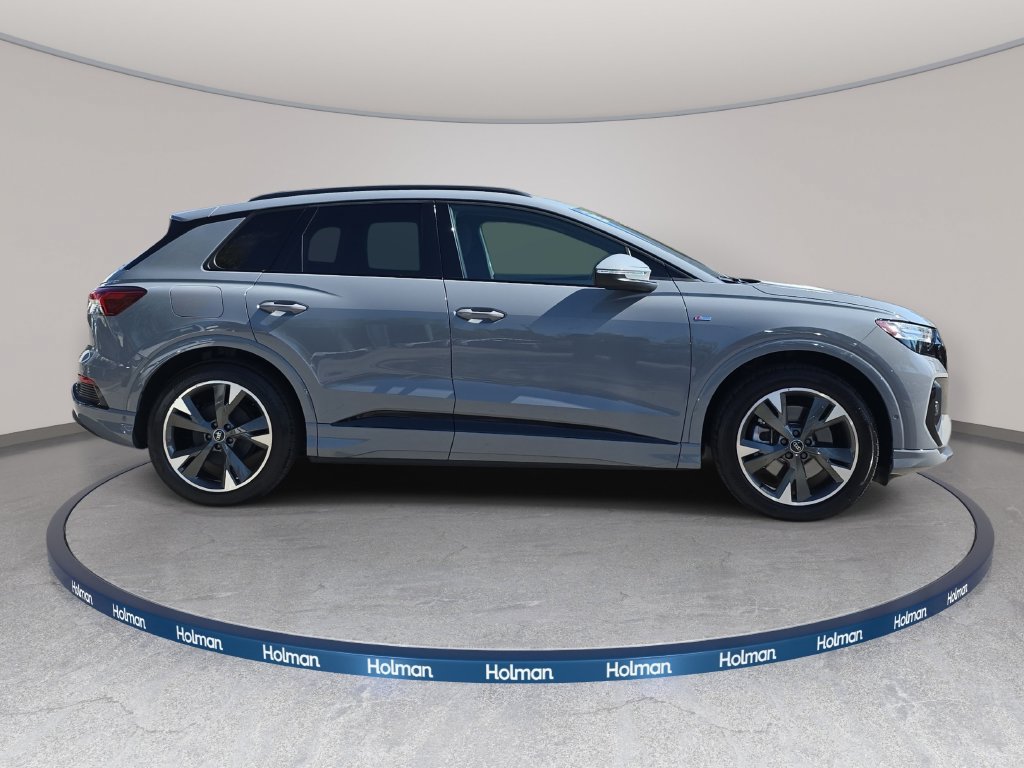 Used 2024 Audi Q4 e-tron Prestige w/ Black Optic Package AWD/4WD image 5
