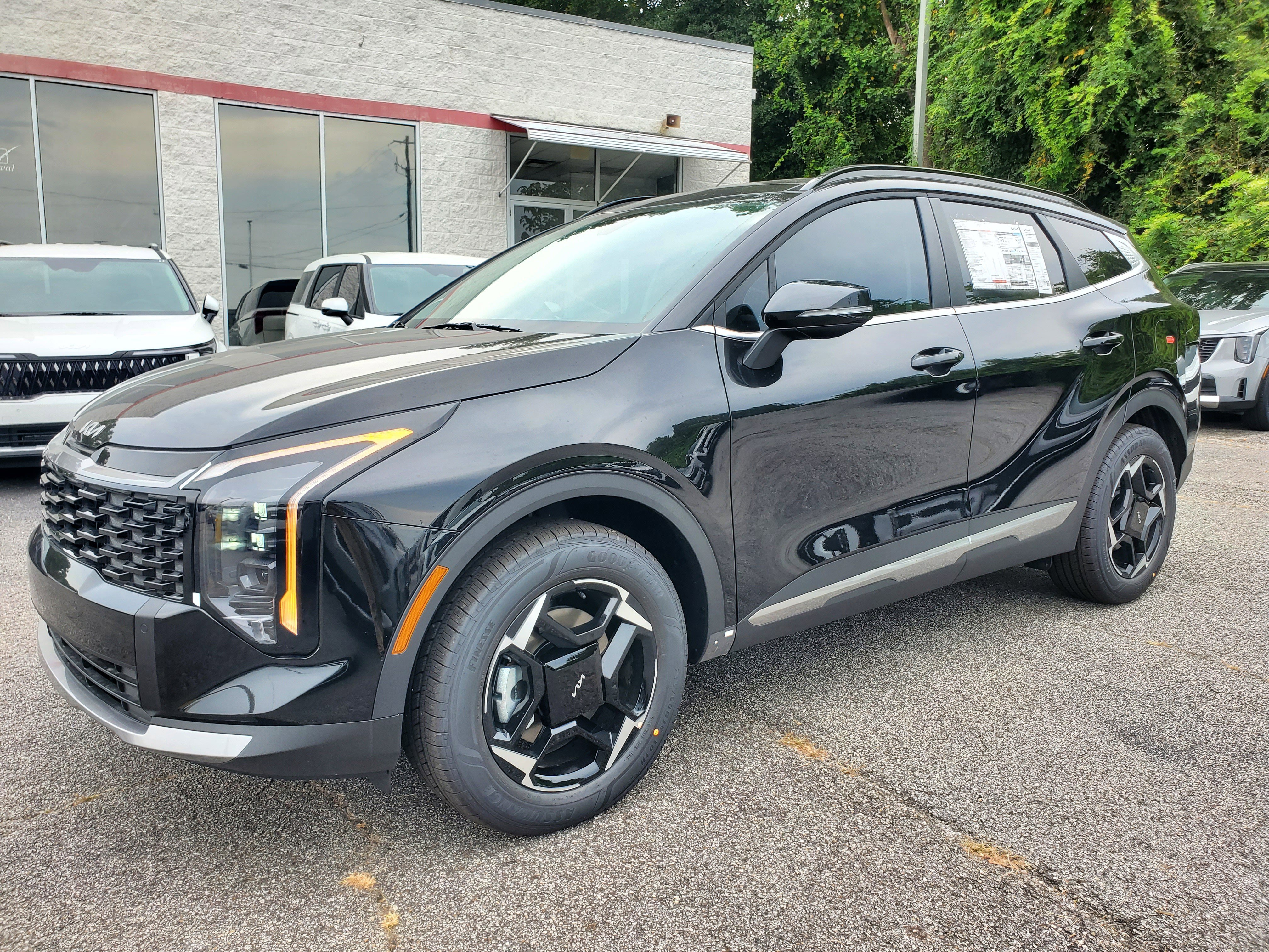 New 2026 Kia Sportage EX image 3