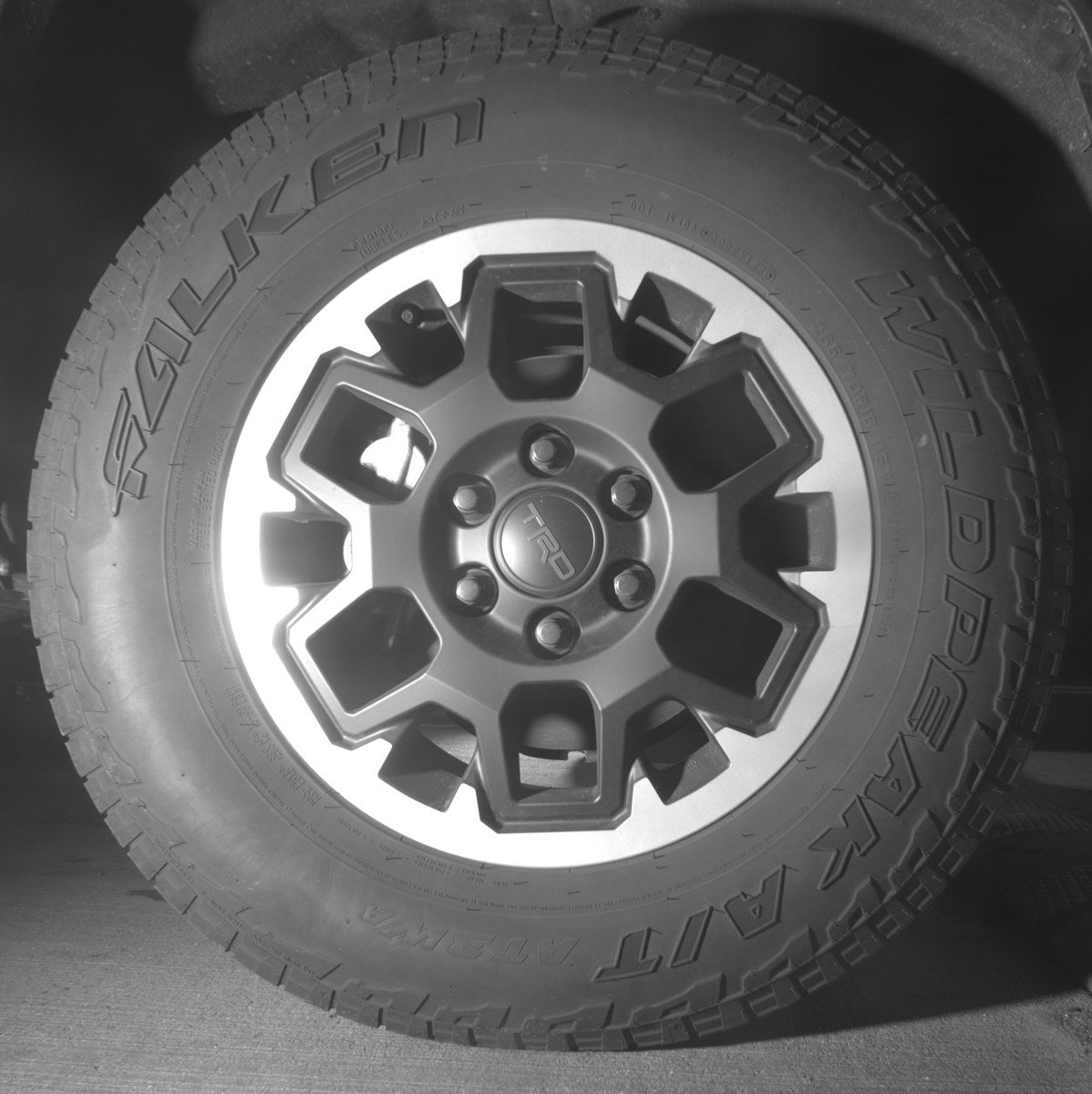 Used 2025 Toyota 4Runner TRD Off-Road AWD/4WD image 13