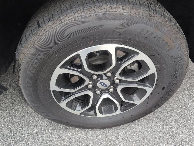 Used 2024 Ford Expedition XLT AWD/4WD image 5