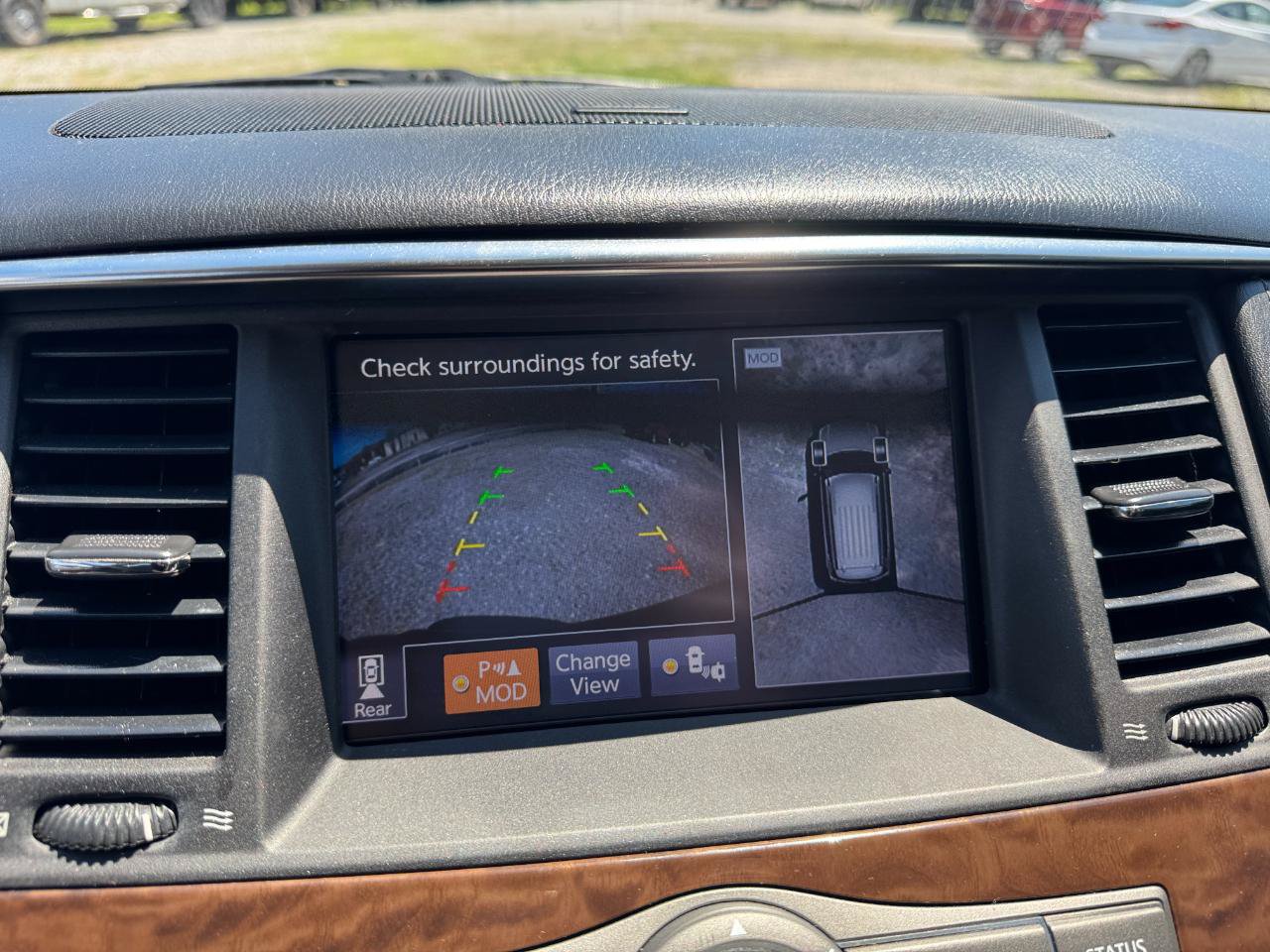 Used 2018 Nissan Armada Platinum w/ Captain Seat Package RWD image 40