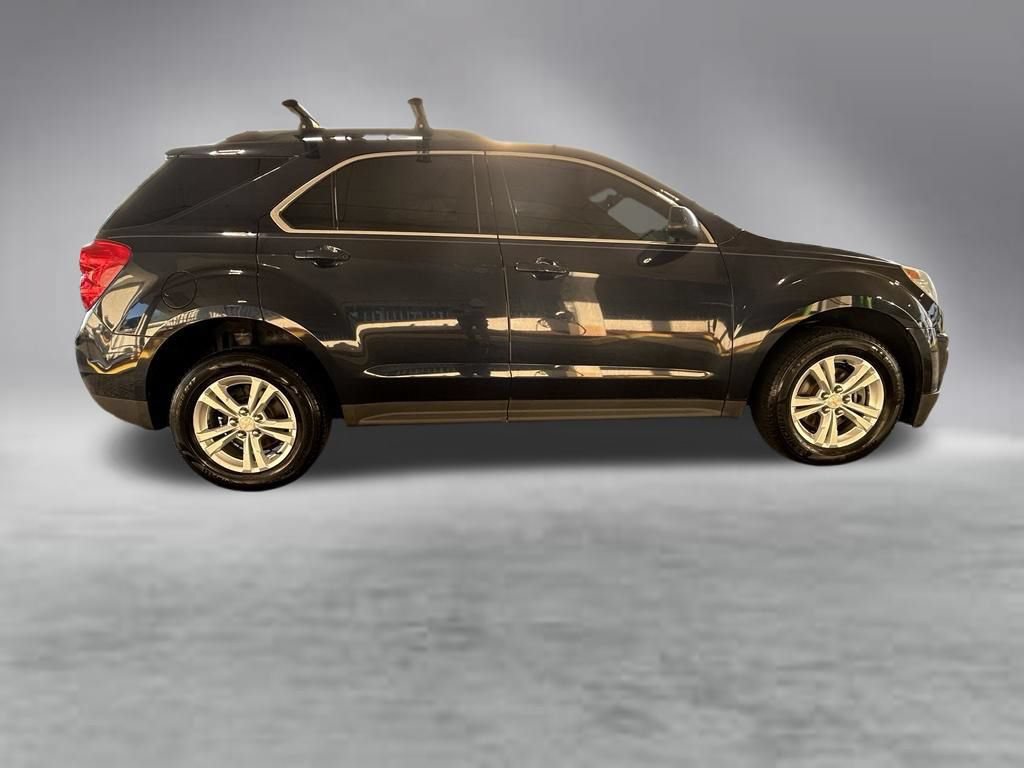 Used 2015 Chevrolet Equinox LT w/ Driver Convenience Package FWD image 3