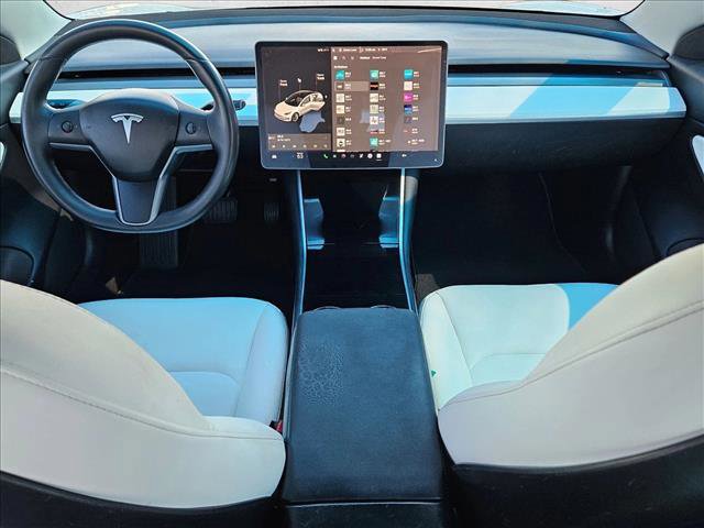 Used 2019 Tesla Model 3 Long Range image 17