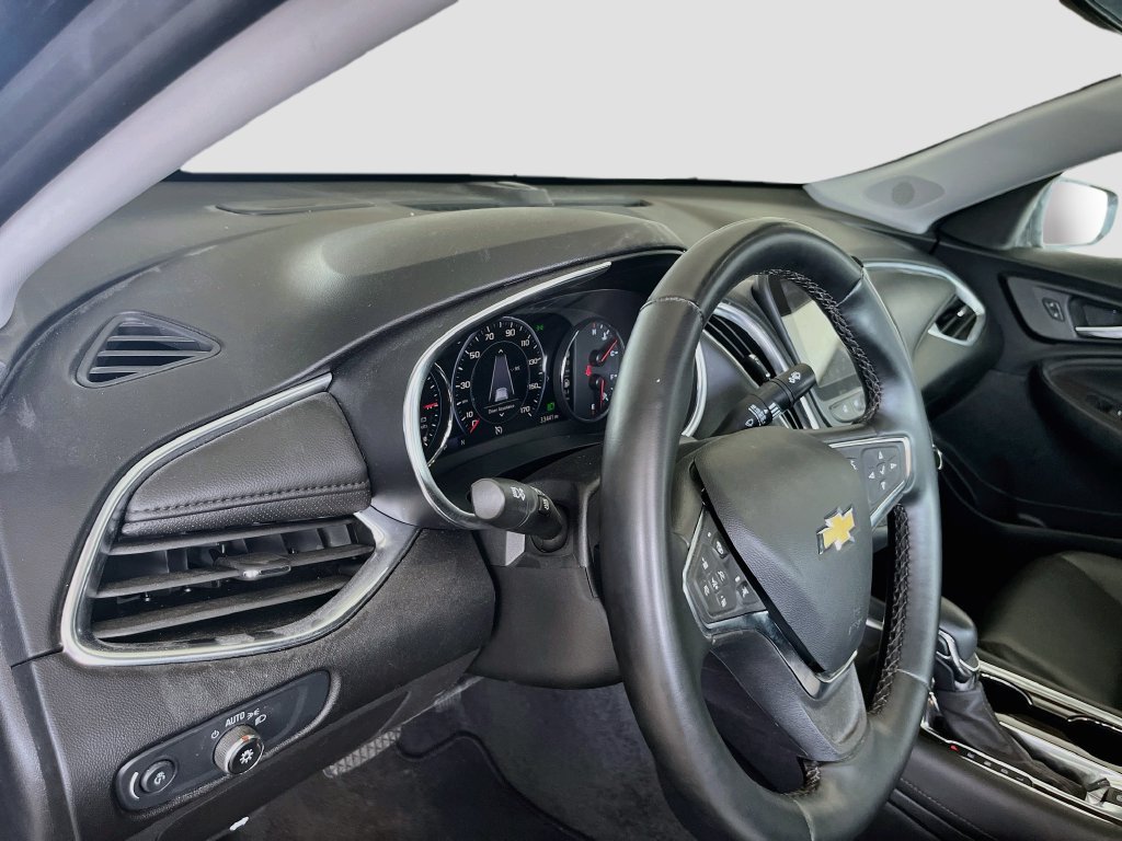 Used 2024 Chevrolet Malibu LT FWD image 9
