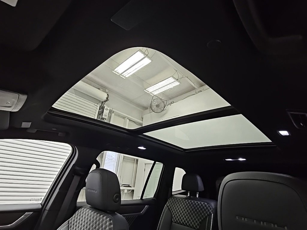 Certified 2024 GMC Acadia Denali w/ LPO, Floor Liner Package image 29