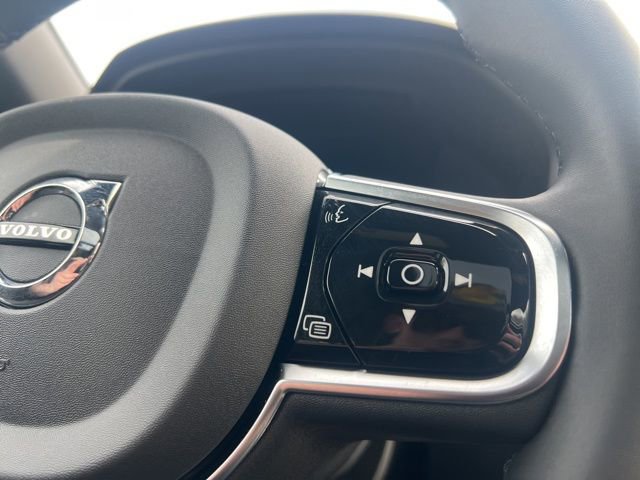 Certified 2024 Volvo S60 B5 Plus w/ Climate Package FWD image 33