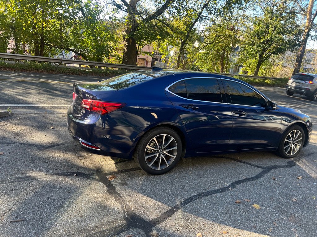 Used 2015 Acura TLX V6 image 3