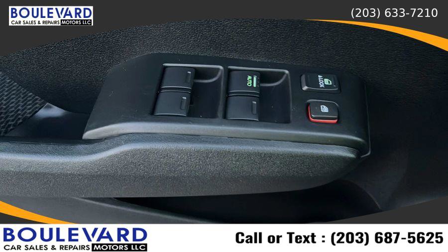 Used 2013 Honda Fit Sport image 30