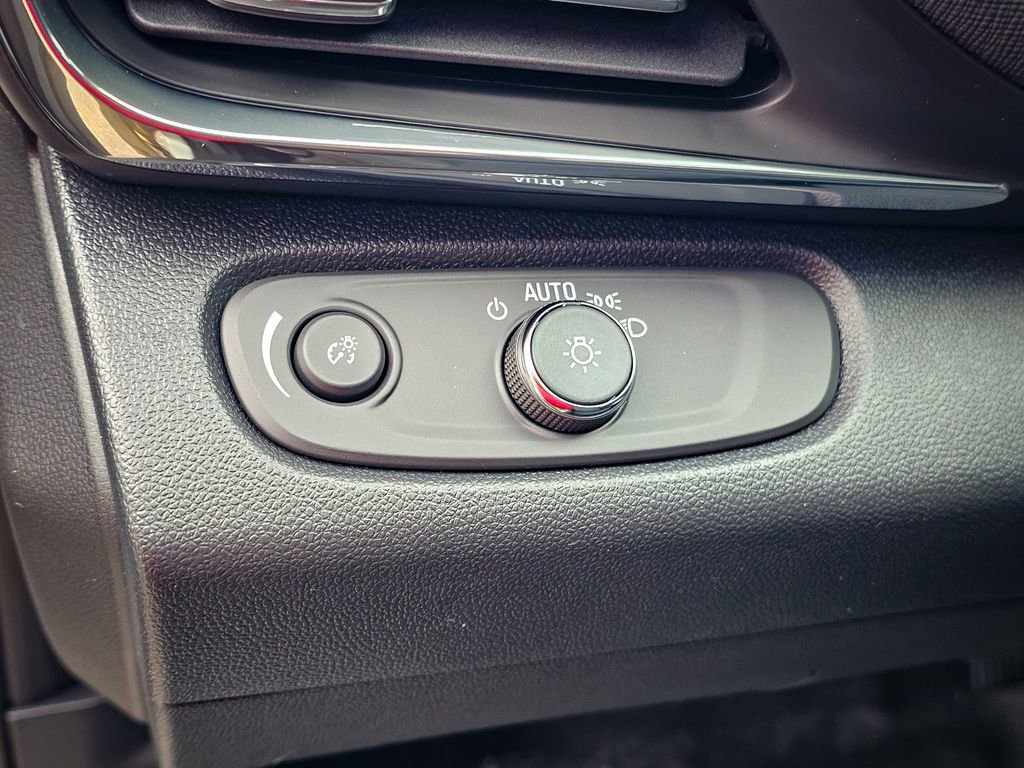 New 2026 Buick Envista Preferred image 14