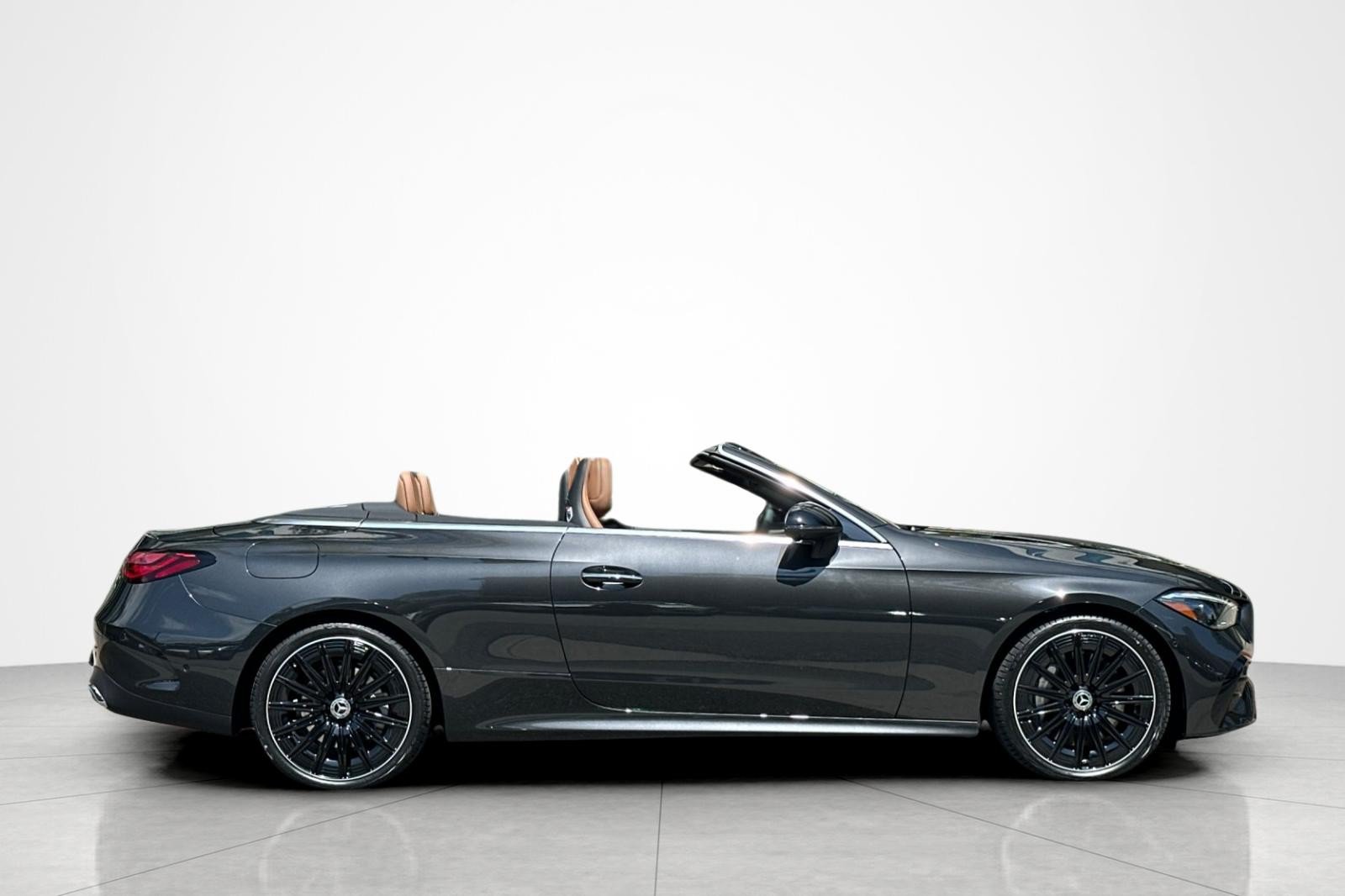 New 2026 Mercedes-Benz CLE 450 4MATIC Cabriolet image 6