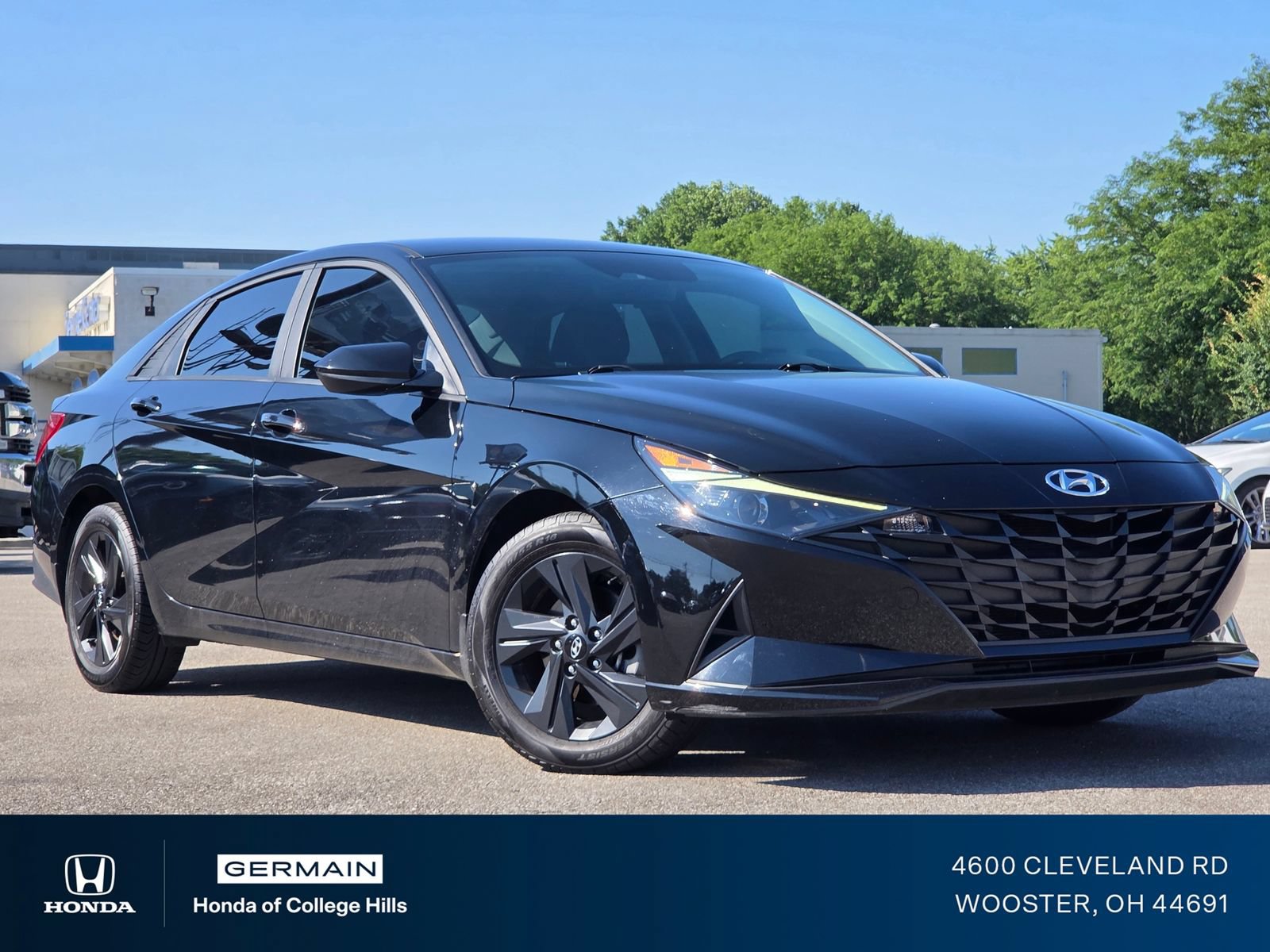 Used 2023 Hyundai Elantra SEL FWD image 1