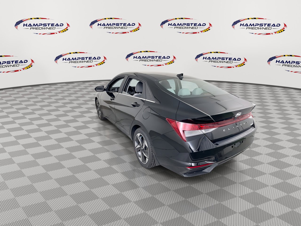 Used 2023 Hyundai Elantra Limited image 6