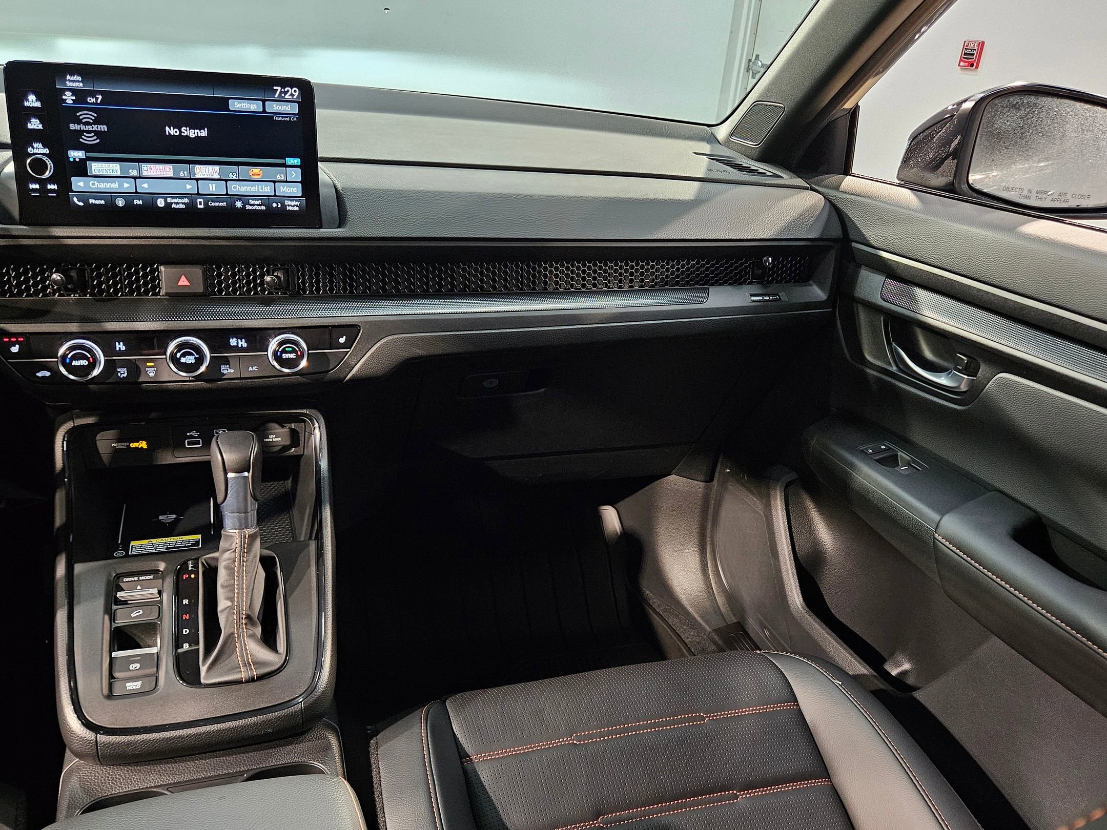 Used 2025 Honda CR-V Sport-L image 11