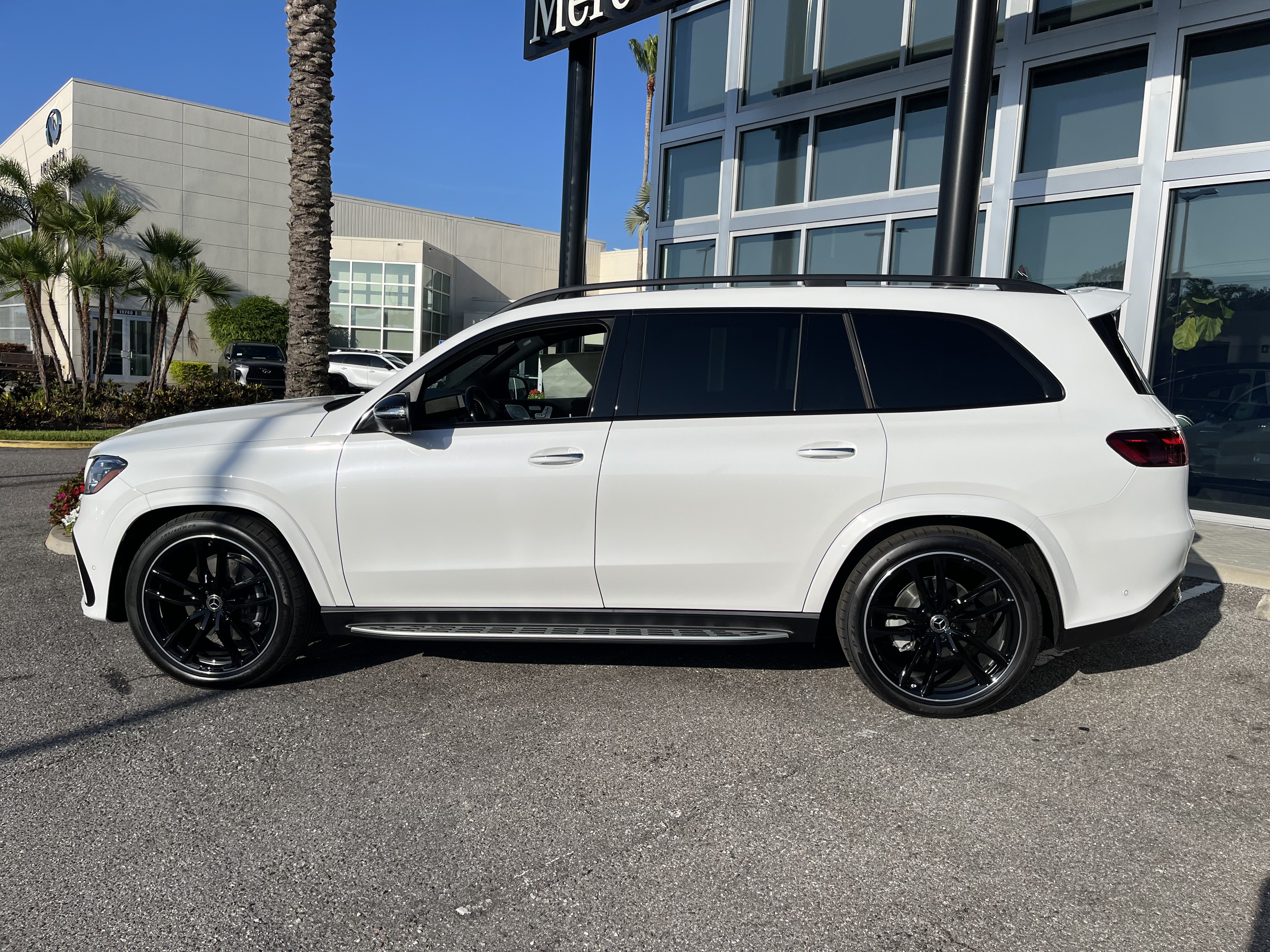 New 2026 Mercedes-Benz GLS 450 4MATIC image 3
