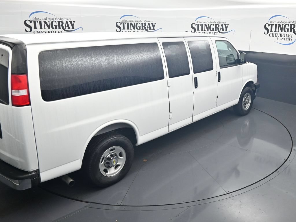 Used 2025 Chevrolet Express 3500 LT w/ LT Preferred Equipment Group RWD image 24