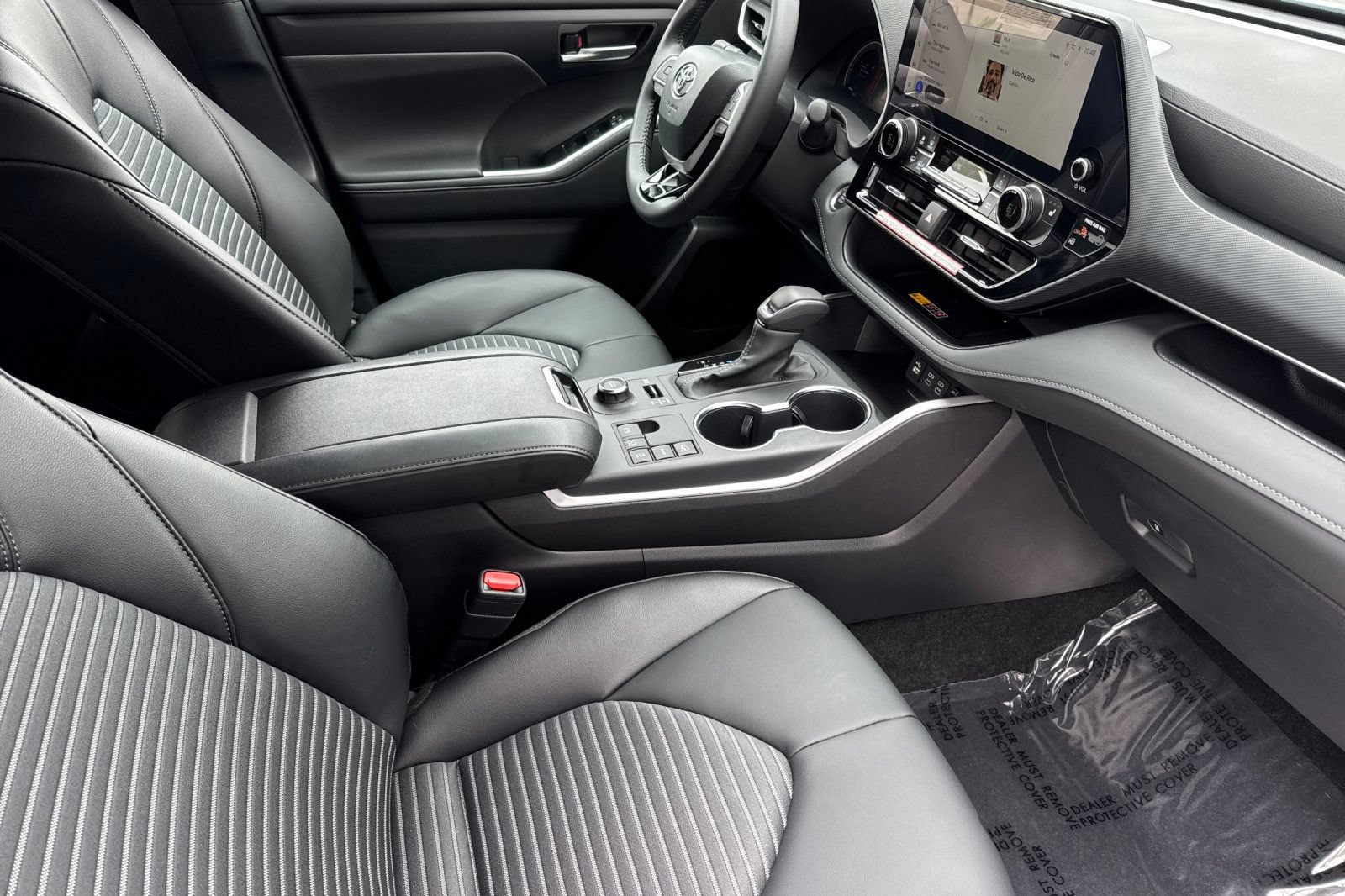 Certified 2026 Toyota Highlander XSE AWD/4WD image 23