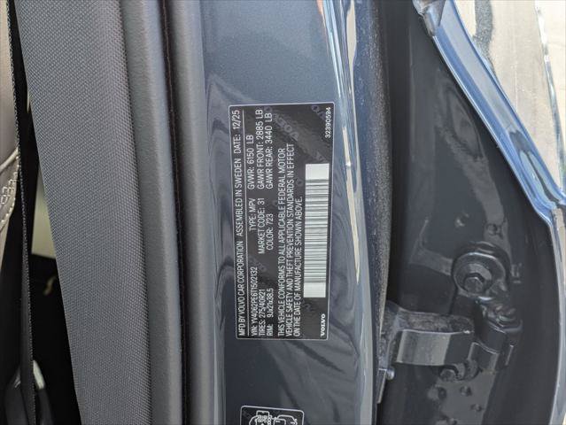 New 2026 Volvo XC90 B6 Plus w/ Protection Package Premier AWD/4WD image 15