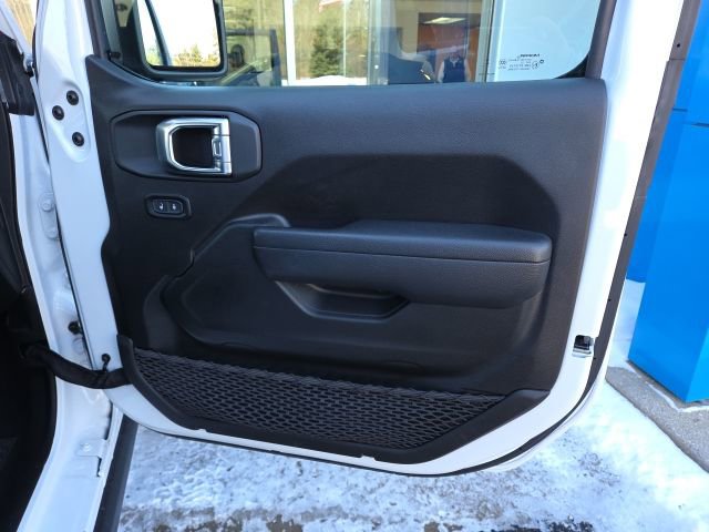 Used 2024 Jeep Wrangler Unlimited Rubicon w/ XTREMEE 35" Tire Package image 52