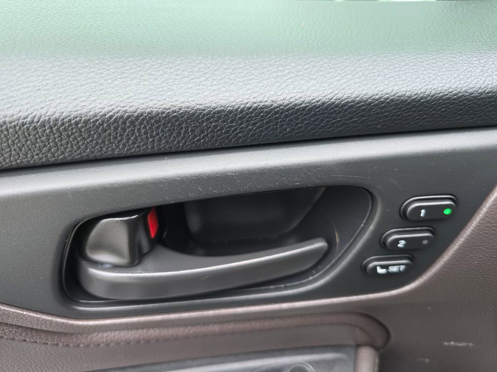 Used 2019 Honda Odyssey EX-L image 22