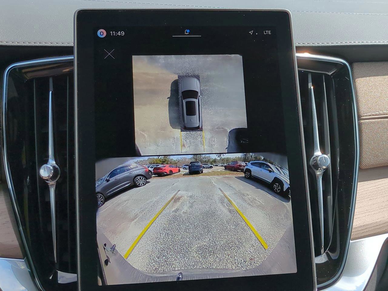 New 2026 Volvo XC90 T8 Ultra w/ Protection Package Premier image 17