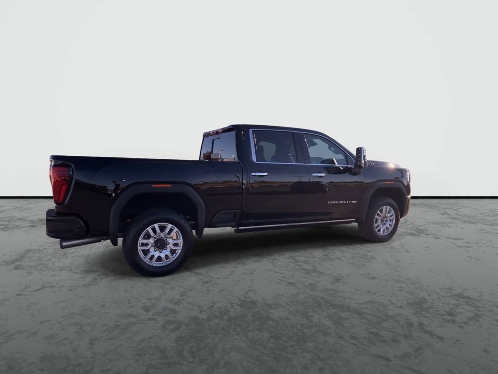 New 2026 GMC Sierra 2500 Denali Ultimate w/ LPO, Black Badging Package image 8