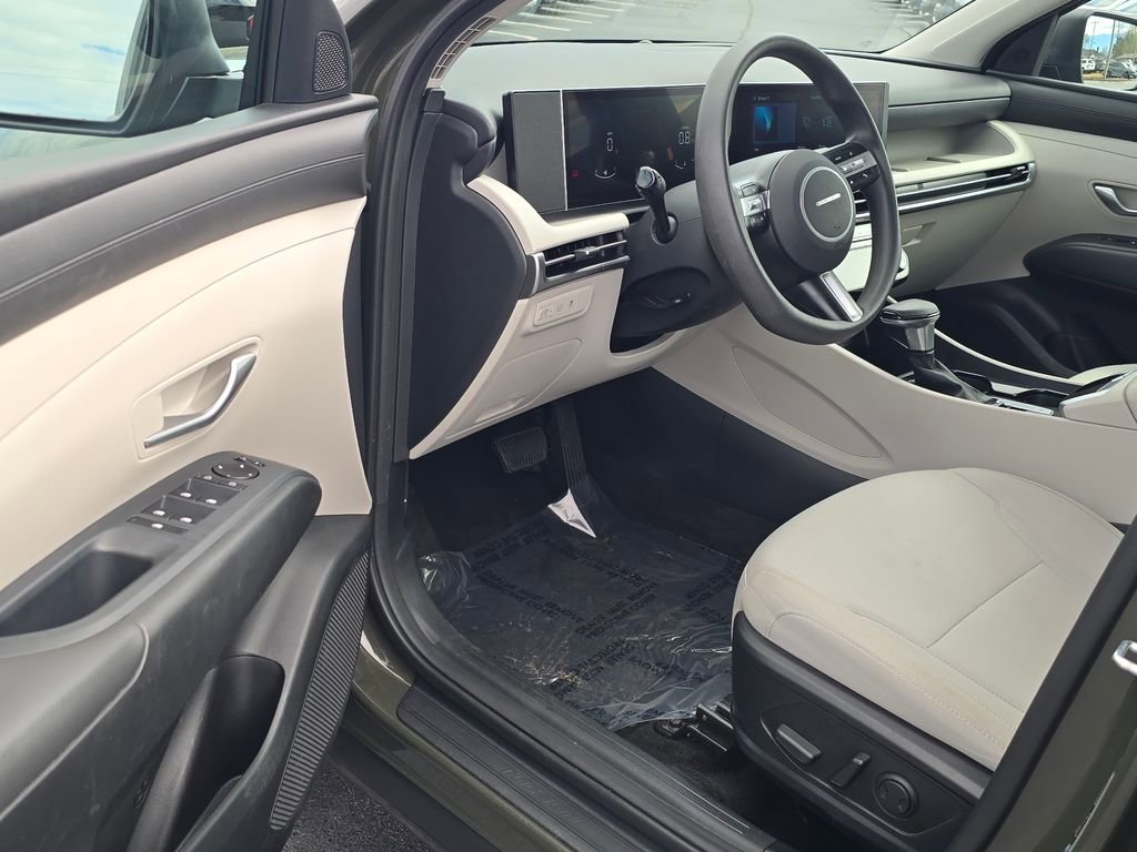 Used 2025 Hyundai Tucson SEL image 9