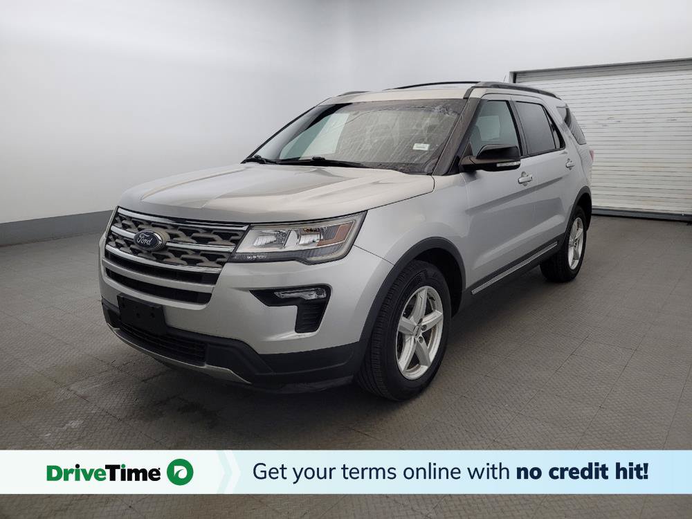 Used 2018 Ford Explorer XLT w/ Equipment Group 201A FWD image 1