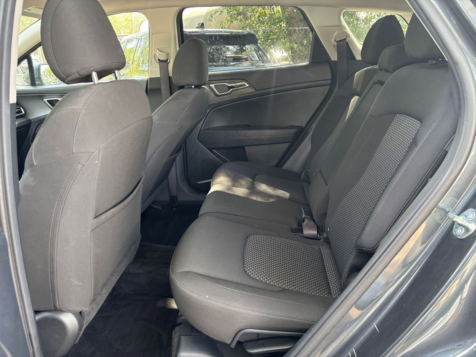 Used 2025 Kia Sportage LX FWD image 37