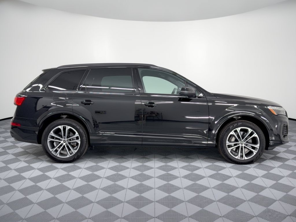 Used 2026 Audi Q7 2.0T Premium w/ Convenience Plus Package AWD/4WD image 8