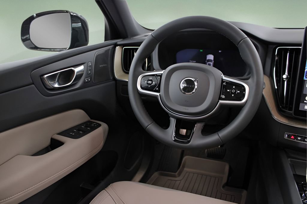 New 2026 Volvo XC60 B5 Plus w/ Protection Package Premier AWD/4WD image 16
