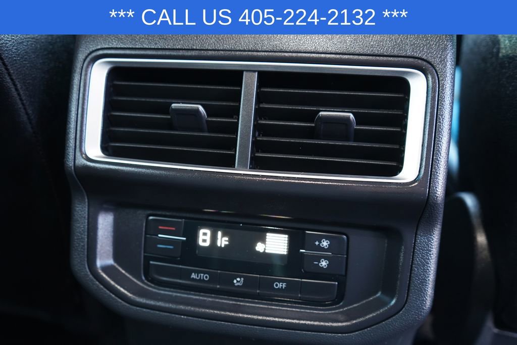 Used 2025 Volkswagen Atlas SE image 25