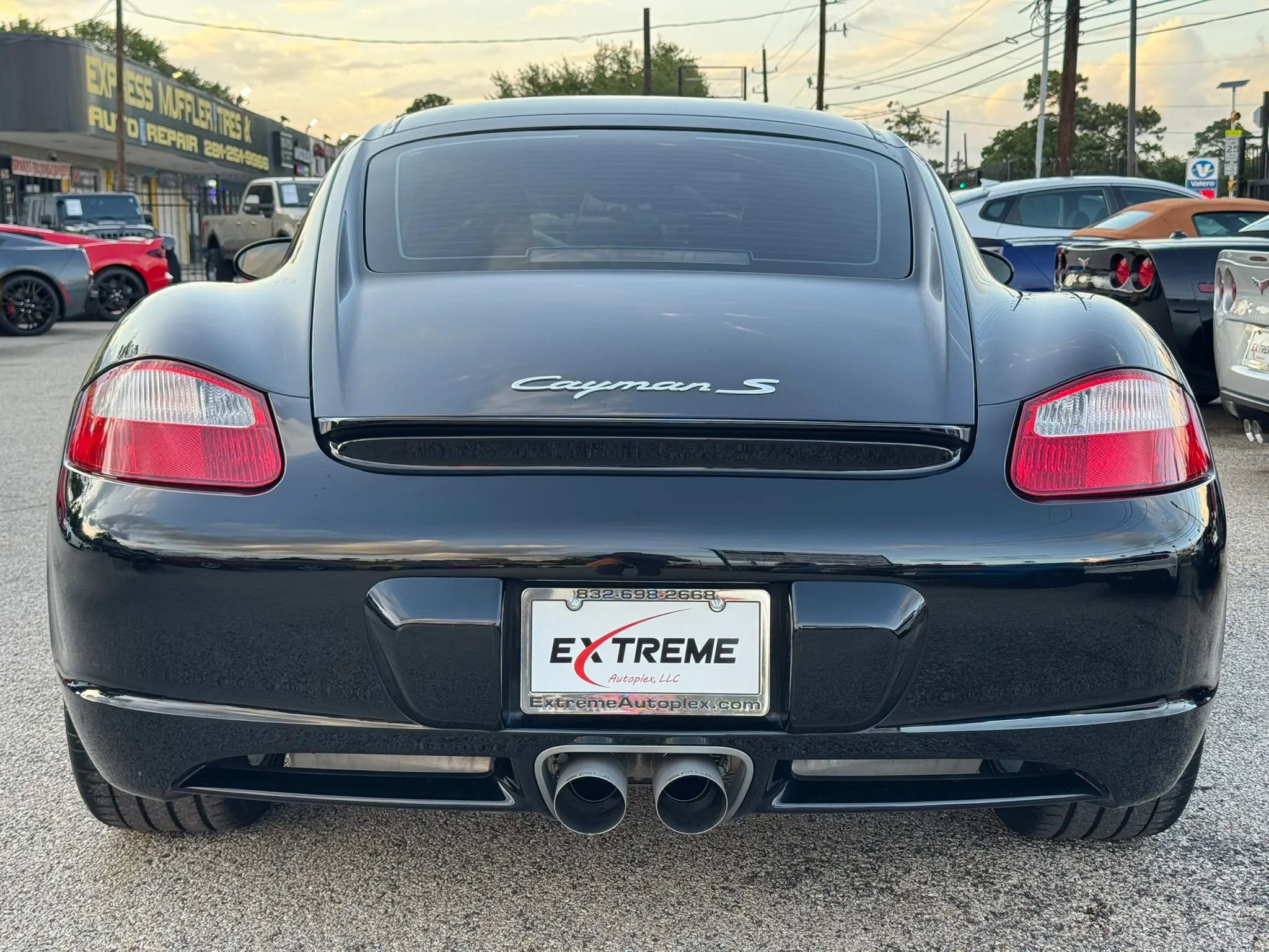 Used 2007 Porsche Cayman S image 3